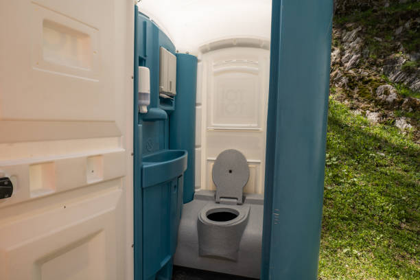 Best Construction site porta potty rental  in Lykens, PA